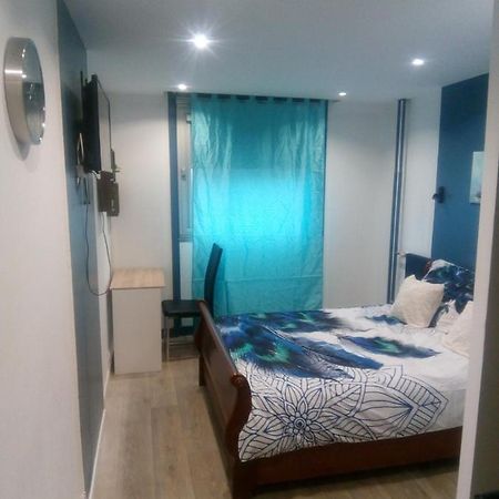 Studio 28M² Au Pied De La Defense Courbevoie Exteriér fotografie