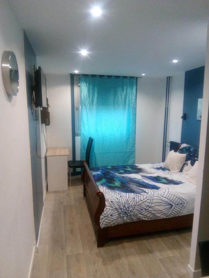 Studio 28M² Au Pied De La Defense Courbevoie Exteriér fotografie